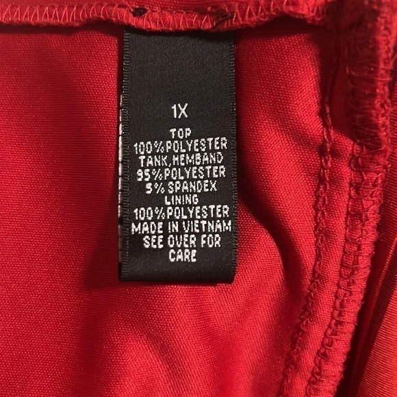 I.N. Studio Red Blouse with sewn in Tank Top Size 1X - Picture 12 of 12